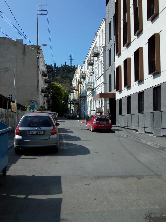 Low Budget Room With King Size Bed Tbilisi Exterior photo