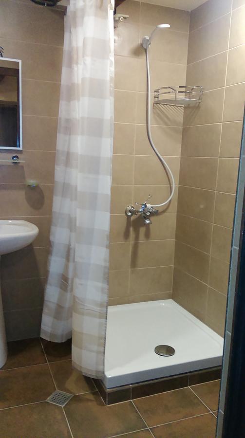 Low Budget Room With King Size Bed Tbilisi Exterior photo